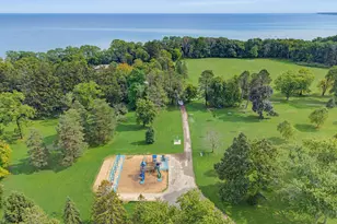 805 E Hyde Way, Fox Point, WI 53217 - Photo 40