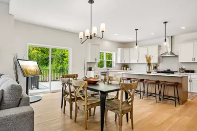 9744 N Migratory Ct, Mequon, WI 53092 - Photo 24