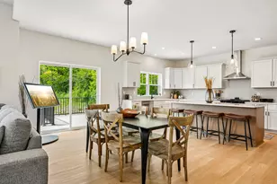 9744 N Migratory Ct, Mequon, WI 53092 - Photo 24