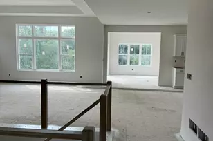 9744 N Migratory Ct, Mequon, WI 53092 - Photo 2