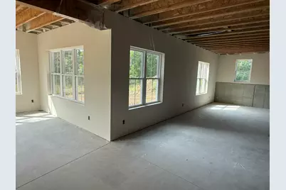 9744 N Migratory Ct, Mequon, WI 53092 - Photo 10