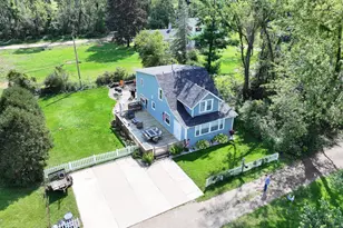 N2456 Mildred St, Walworth, WI 53115 - Photo 14