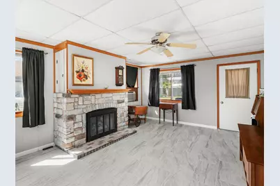 1703  North Ave, Sheboygan, WI 53083 - Photo 18