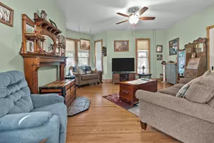 117 N 4th St, Delavan, WI 53115 - Photo 6