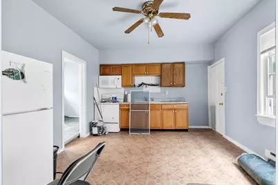 3654 E Squire Ave, Cudahy, WI 53110 - Photo 6