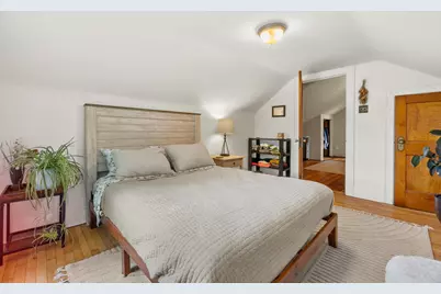 3238 S Griffin Ave, Milwaukee, WI 53207 - Photo 18