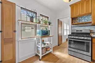 3238 S Griffin Ave, Milwaukee, WI 53207 - Photo 12