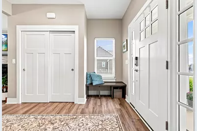 8570  83rd St, Pleasant Prairie, WI 53158 - Photo 6