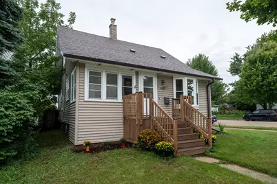 5447 S Lake Dr, Cudahy, WI 53110 - Photo 1