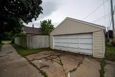 5447 S Lake Dr, Cudahy, WI 53110 - Photo 22