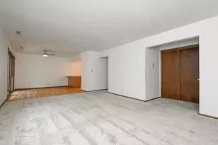 20155 Independence Dr, Brookfield, WI 53045 - Photo 10