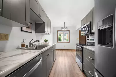 W170N11545  Armada Dr #21-9, Germantown, WI 53022 - Photo 10