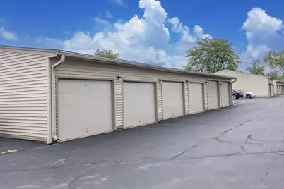 W170N11545  Armada Dr #21-9, Germantown, WI 53022 - Photo 2