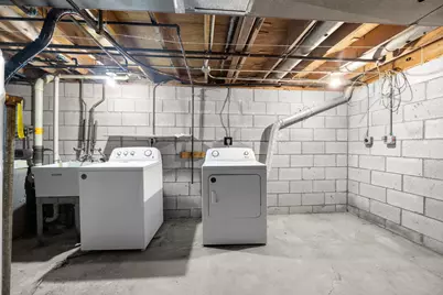 W170N11545  Armada Dr #21-9, Germantown, WI 53022 - Photo 18