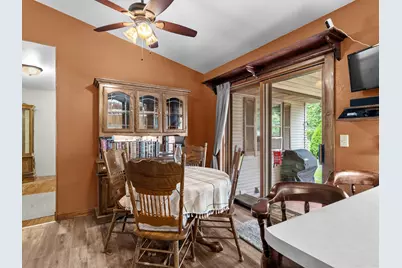 3177  Bellfield Dr, Oshkosh, WI 54904 - Photo 12