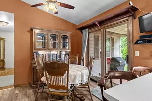 3177 Bellfield Dr, Oshkosh, WI 54904 - Photo 12