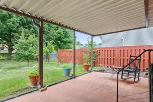 3177 Bellfield Dr, Oshkosh, WI 54904 - Photo 6