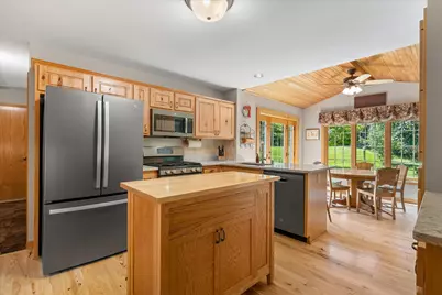 1669  Lake Shore Rd, Grafton, WI 53024 - Photo 12