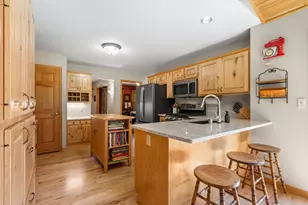 1669 Lake Shore Rd, Grafton, WI 53024 - Photo 16