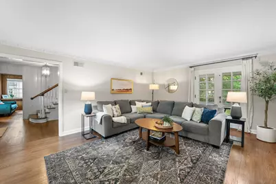 154 N 88th St, Wauwatosa, WI 53226 - Photo 4