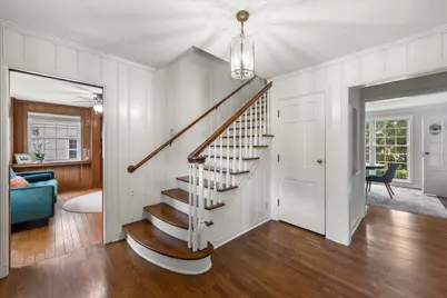 154 N 88th St, Wauwatosa, WI 53226 - Photo 6