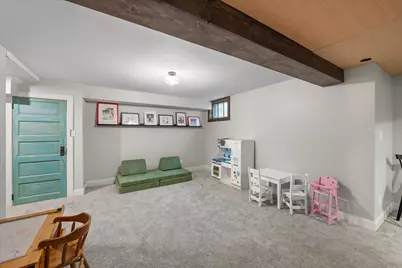 154 N 88th St, Wauwatosa, WI 53226 - Photo 36