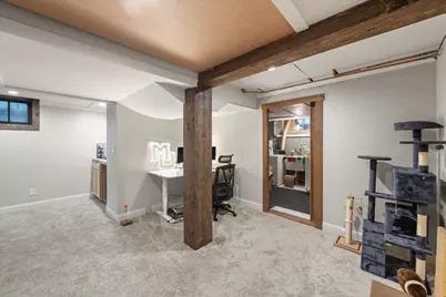 154 N 88th St, Wauwatosa, WI 53226 - Photo 38