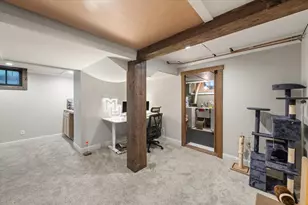 154 N 88th St, Wauwatosa, WI 53226 - Photo 38
