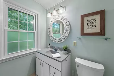 154 N 88th St, Wauwatosa, WI 53226 - Photo 30