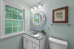 154 N 88th St, Wauwatosa, WI 53226 - Photo 30