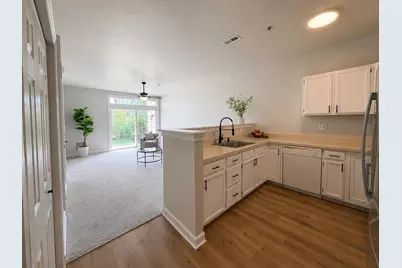 S77W19339  Lakewood Dr, Muskego, WI 53150 - Photo 4