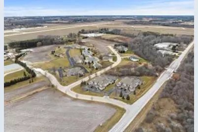 1922  Ravenswood Ln, Manitowoc, WI 54220 - Photo 26