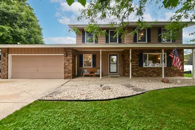 664  Austin Rd, Burlington, WI 53105 - Photo 4