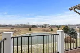 1928 Ravenswood Ln, Manitowoc, WI 54220 - Photo 20