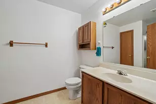N25W24069 River Park Dr, Pewaukee, WI 53072 - Photo 24