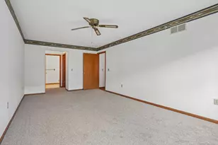 N25W24069 River Park Dr, Pewaukee, WI 53072 - Photo 30