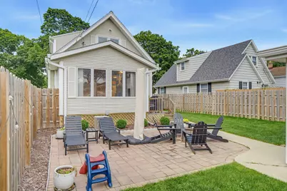 2403 S 95th St, West Allis, WI 53227 - Photo 28