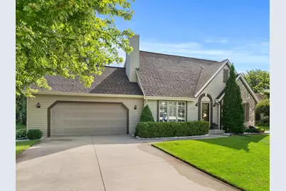 N6193  Woodland Meadows Dr, Sheboygan, WI 53083 - Photo 2