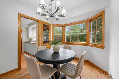 7020 N Rockledge Ave, Glendale, WI 53209 - Photo 10
