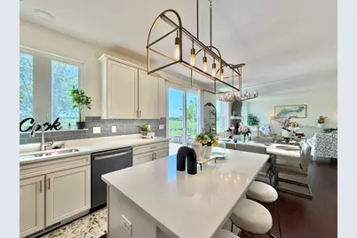 401  Chesterfield Ct, Williams Bay, WI 53191 - Photo 6