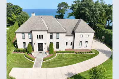 6702 N Lake Dr, Fox Point, WI 53217 - Photo 4