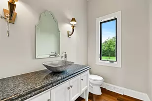 6702 N Lake Dr, Fox Point, WI 53217 - Photo 20