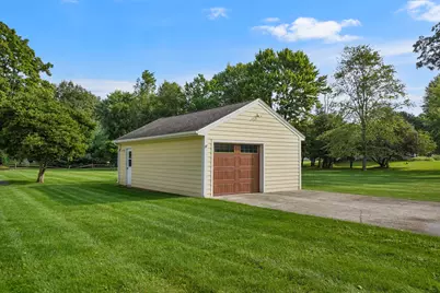 W343N6300 S Bayview Rd, Oconomowoc, WI 53066 - Photo 32