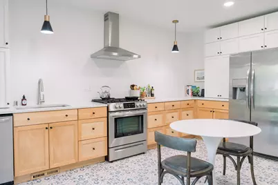 1009  Vine St, Watertown, WI 53098 - Photo 2