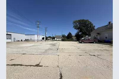 3120  64th St, Kenosha, WI 53142 - Photo 4
