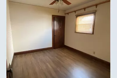 2156 S Livingston Ter, West Allis, WI 53219 - Photo 4
