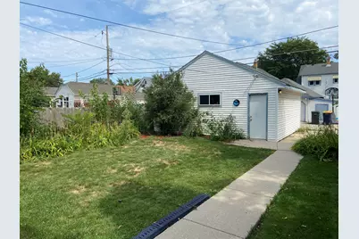 2156 S Livingston Ter, West Allis, WI 53219 - Photo 18