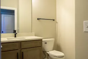 N55W25226 Crescent Hill Dr, Sussex, WI 53089 - Photo 36