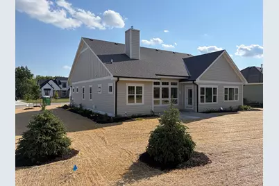 N55W25226  Crescent Hill Dr, Sussex, WI 53089 - Photo 4