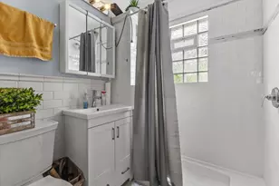 4225 N 26th St, Milwaukee, WI 53209 - Photo 10